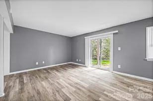 9119 Spyglass Pl, Charlotte, NC 28214 - Photo 6