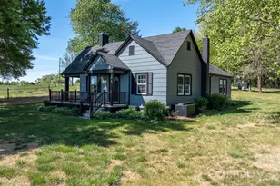 1975 3 Forks Church Rd, Taylorsville, NC 28681 - Photo 4