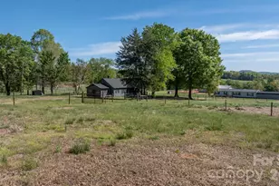 1975 3 Forks Church Rd, Taylorsville, NC 28681 - Photo 38