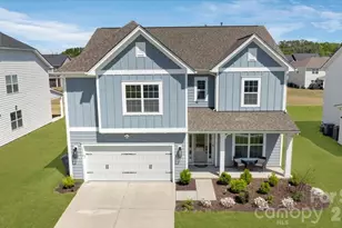 3934 Zinnia Dr, Harrisburg, NC 28075 - Photo 2
