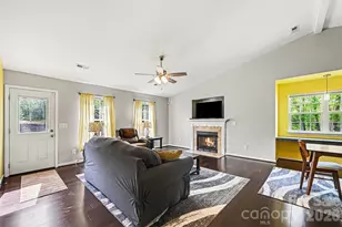 391 Lone Tree Ln, Clover, SC 29710 - Photo 4
