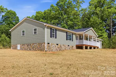 4915 S T Clark Road, Morganton, NC 28655 - Photo 4