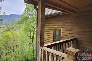 604 Croft View Dr, Bakersville, NC 28705 - Photo 2