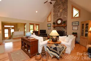 604 Croft View Dr, Bakersville, NC 28705 - Photo 14