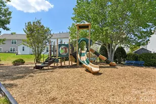 12531 Deaton Hill Dr, Charlotte, NC 28269 - Photo 34