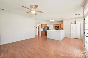 12531 Deaton Hill Dr, Charlotte, NC 28269 - Photo 6