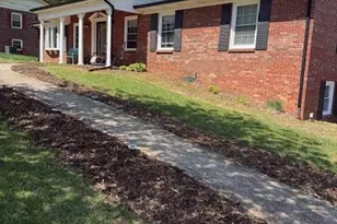 1126 Cannon Dr, Lenoir, NC 28645 - Photo 2