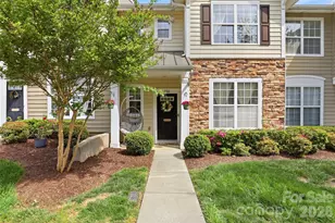 532 Bent Leaf Ct, Fort Mill, SC 29708 - Photo 2