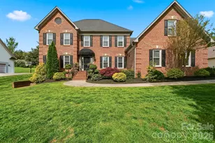 4225 3rd St NW, Hickory, NC 28601 - Photo 2