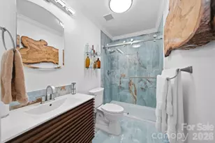 4225 3rd St NW, Hickory, NC 28601 - Photo 32