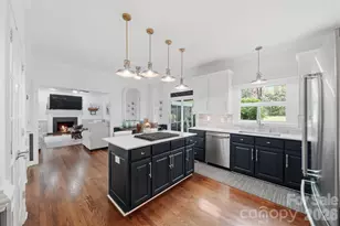 4225 3rd St NW, Hickory, NC 28601 - Photo 12