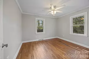 127 Lilly Ave, Salisbury, NC 28144 - Photo 6