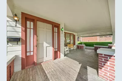 147 Walnut Avenue, Spruce Pine, NC 28777 - Photo 2