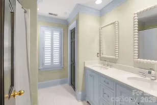 138 Middleton Dr, Charlotte, NC 28207 - Photo 38