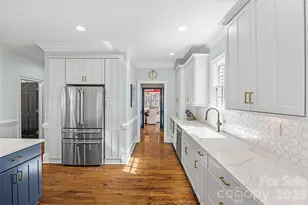 138 Middleton Dr, Charlotte, NC 28207 - Photo 18