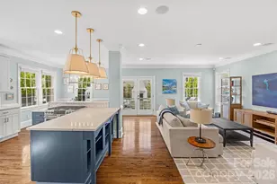 138 Middleton Dr, Charlotte, NC 28207 - Photo 16