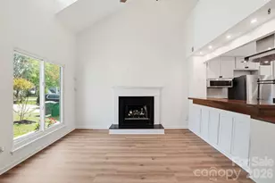 1629 Oak Knoll Ln, Charlotte, NC 28214 - Photo 12