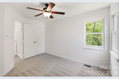 1629 Oak Knoll Lane, Charlotte, NC 28214 - Photo 20
