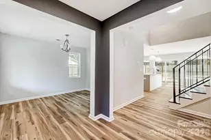 6615 Rockwell Blvd W, Charlotte, NC 28269 - Photo 2