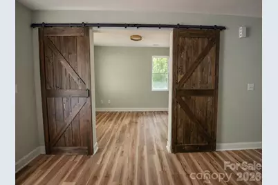 6615 Rockwell Boulevard W, Charlotte, NC 28269 - Photo 2