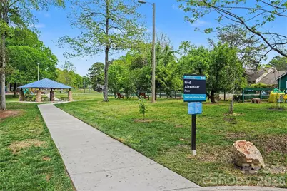 1215 McAllister Drive, Charlotte, NC 28216 - Photo 32