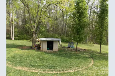 4268 Hartland Road, Lenoir, NC 28645 - Photo 18