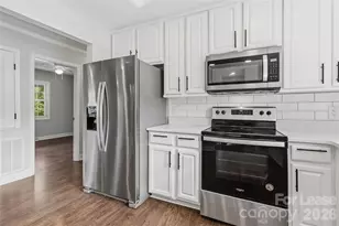 4411 Kevin Ct, Charlotte, NC 28205 - Photo 16