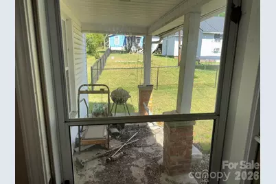 145 W Burnsville Street, Wadesboro, NC 28170 - Photo 26