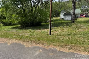 145 W Burnsville St, Wadesboro, NC 28170 - Photo 18