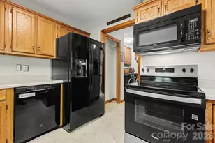 2040 Burke Rd, Shelby, NC 28152 - Photo 14
