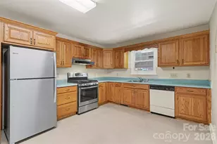 804 Phillips St, Shelby, NC 28150 - Photo 14