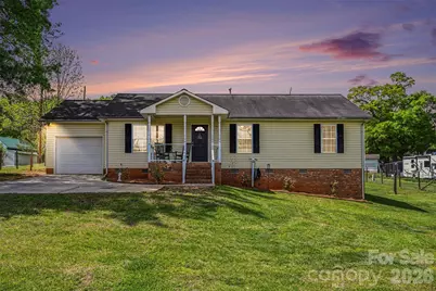 353 Woodlawn Avenue, Mount Holly, NC 28120 - Photo 2