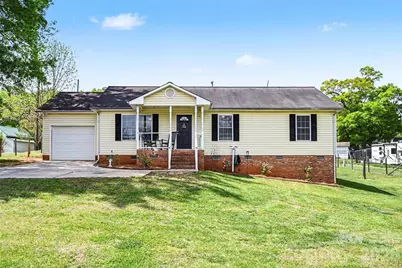 353 Woodlawn Avenue, Mount Holly, NC 28120 - Photo 1