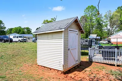 353 Woodlawn Avenue, Mount Holly, NC 28120 - Photo 28
