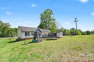 353 Woodlawn Ave, Mount Holly, NC 28120 - Photo 26