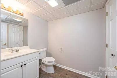 4726 Crystal Falls Avenue, Hickory, NC 28601 - Photo 36