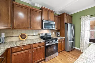 334 Battery Cir, Clover, SC 29710 - Photo 10