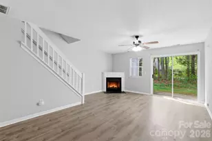 6856 Cypress Tree Ln, Charlotte, NC 28215 - Photo 8