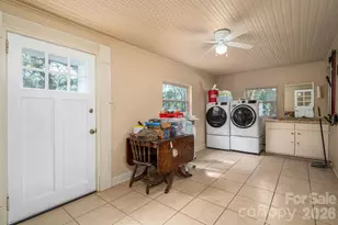 1105 Hillcrest Dr, Cherryville, NC 28021 - Photo 24