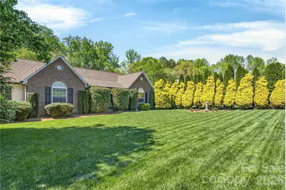 176 Foy Lane, Statesville, NC 28625 - Photo 2