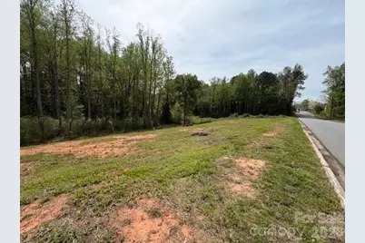844 Newcastle Road, Gastonia, NC 28052 - Photo 2