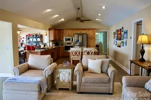 2712 Jutty Point Rd, Liberty Hill, SC 29074 - Photo 12