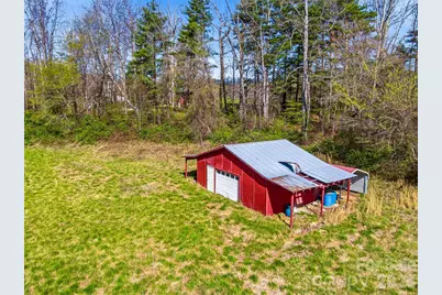 984 Pace Road, Hendersonville, NC 28792 - Photo 8