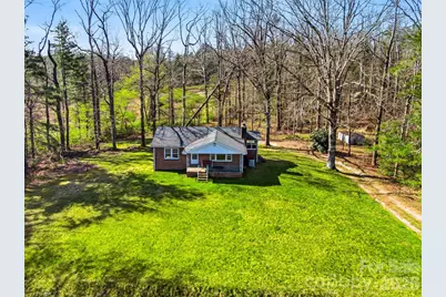 984 Pace Road, Hendersonville, NC 28792 - Photo 18