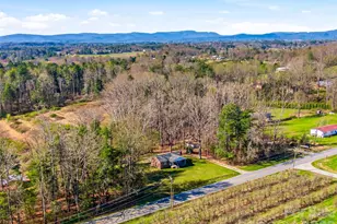 984 Pace Rd, Hendersonville, NC 28792 - Photo 10