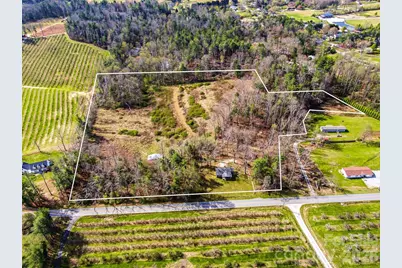 984 Pace Road, Hendersonville, NC 28792 - Photo 1