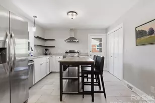 7516 Thorncliff Dr, Charlotte, NC 28210 - Photo 14