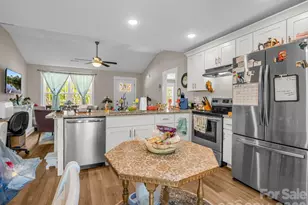 198 Parkland Dr, Forest City, NC 28043 - Photo 18