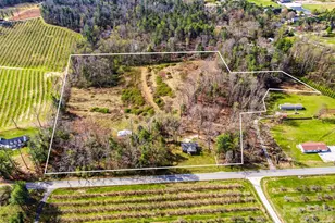 984 Pace Rd, Hendersonville, NC 28792 - Photo 1