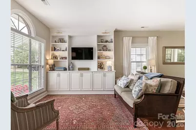 9201 Hanworth Trace Drive, Charlotte, NC 28277 - Photo 4